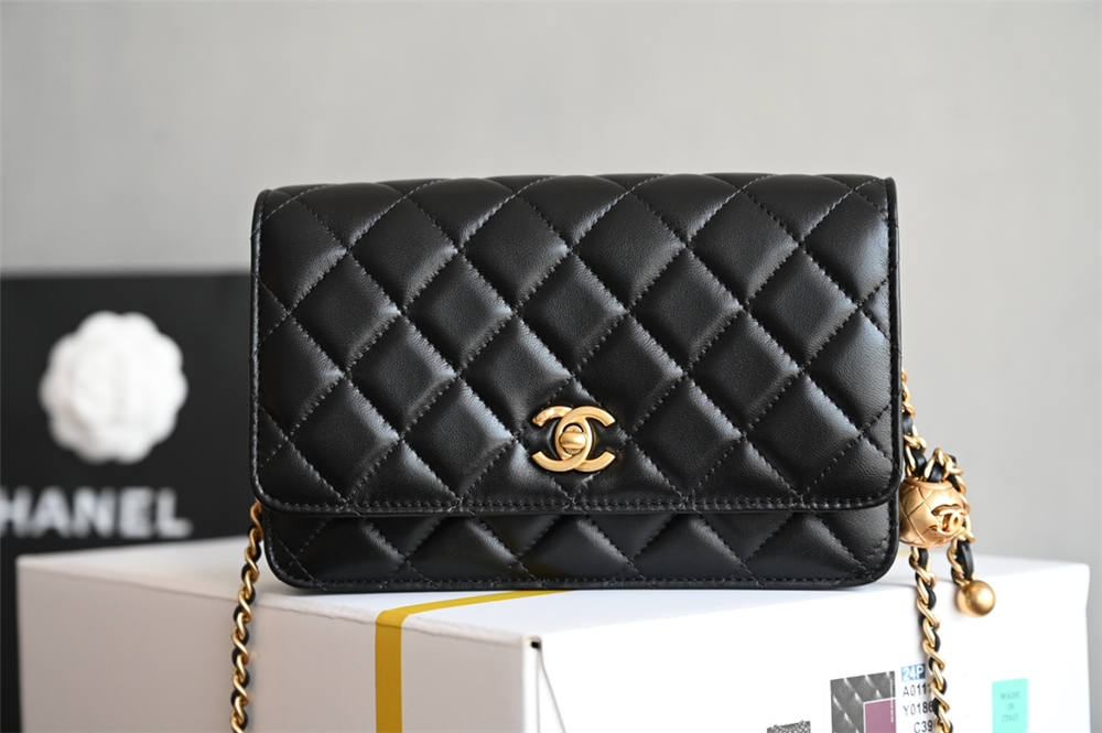 Chanel WOC with gold ball 19.2cm 2025 new 